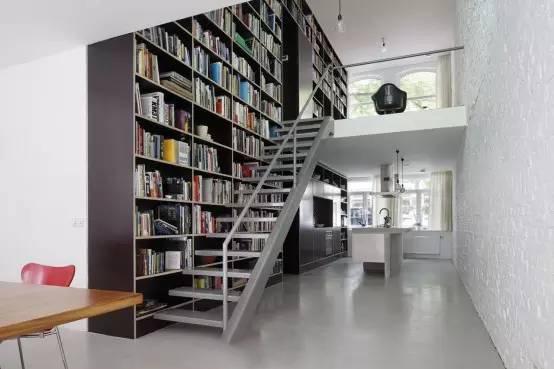 看完别人家的书房装修 你会发现你家只是书架