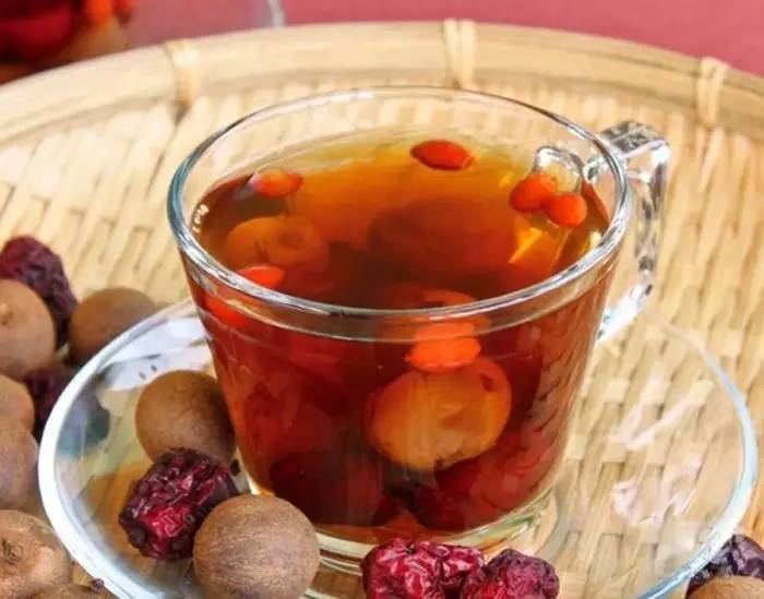 生活小常识:桂圆红枣茶的功效 桂圆红枣茶的做法
