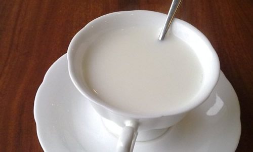 喝牛奶什么杯子好 牛奶杯子材质大对比