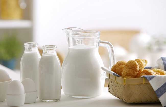 生活小常识:喝牛奶有什么好处 牛奶的营养价值