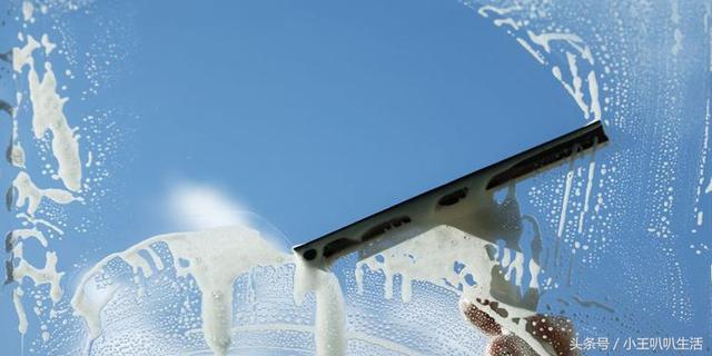 玻璃怎么擦才轻松干净 这份擦玻璃妙招告诉你