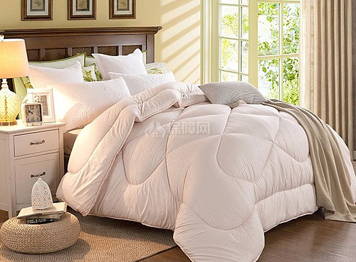 羽丝绒被子好不好 羽丝绒被子怎么洗