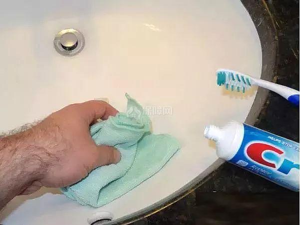 家庭卫生间清洁难题如何解 12种攻略送给你