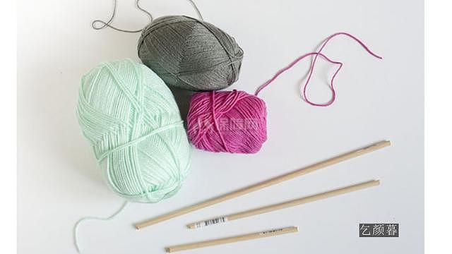 動(dòng)手diy毛線編織小飾品 簡單活潑又風(fēng)情!