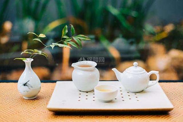 杯中茶垢都有哪些危害？看完這些后想把杯子扔掉
