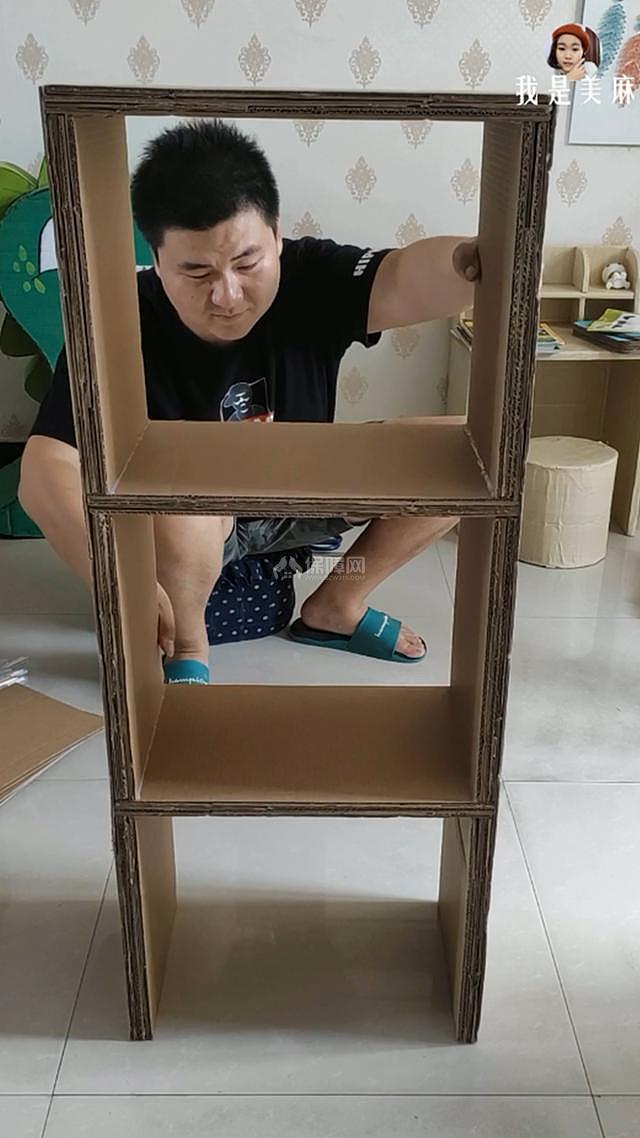 用纸箱做书架 全步骤解析帮你省下300块