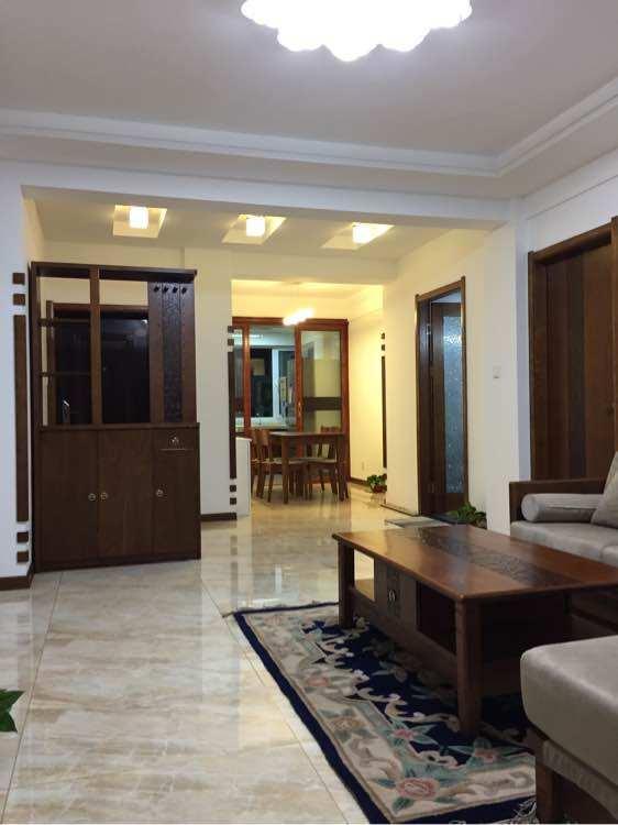 想知道新中式装修怎么配色才高级又不翻车吗