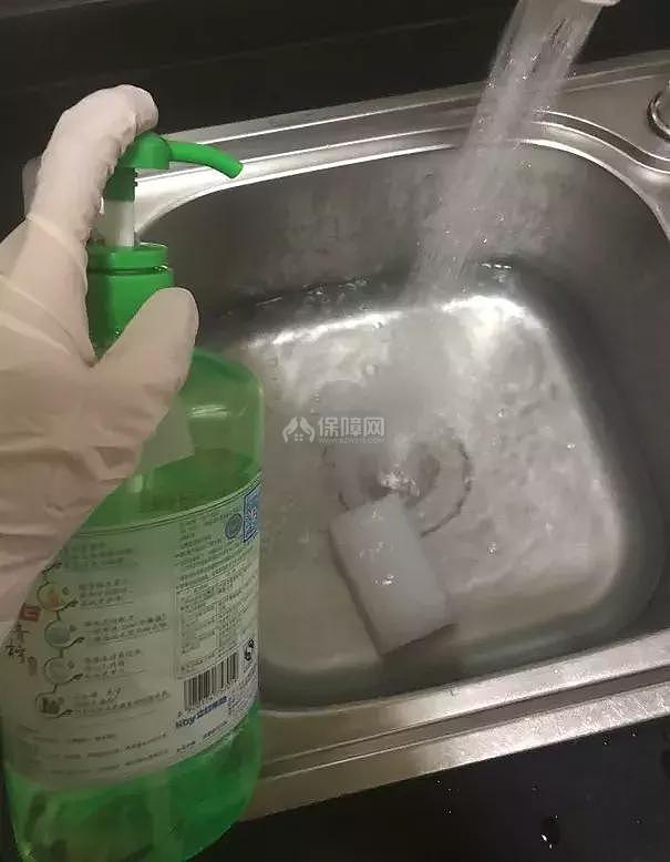 廚房地磚去油妙招 進(jìn)廚房再也不會(huì)