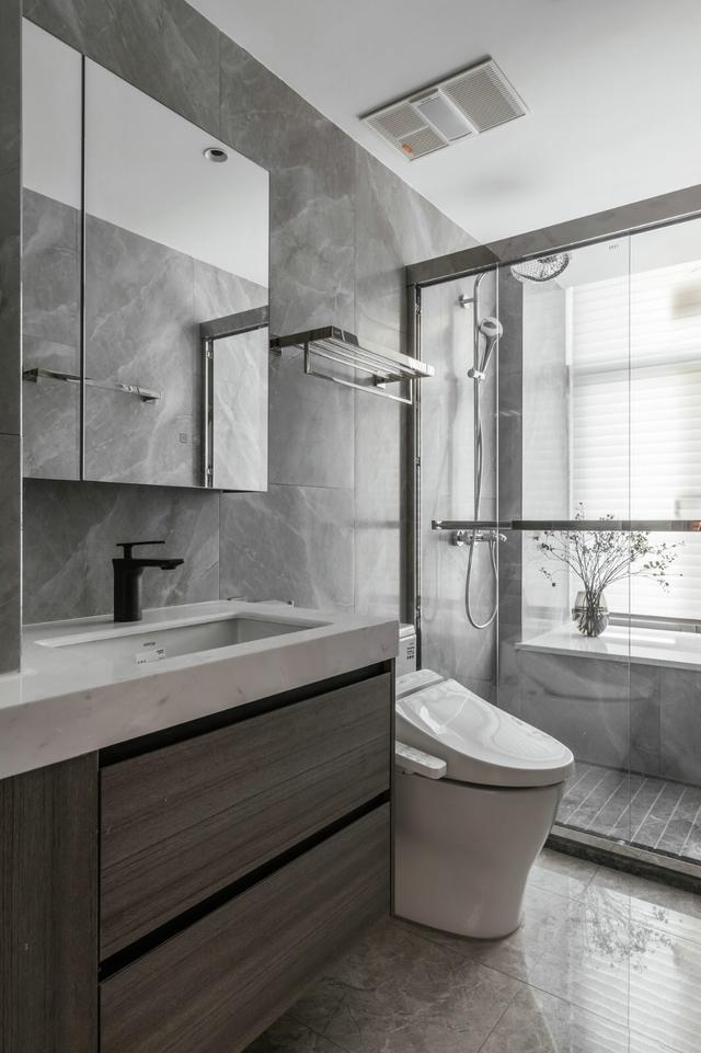 怎样装修卫生间省空间 202002061000007788.jpg