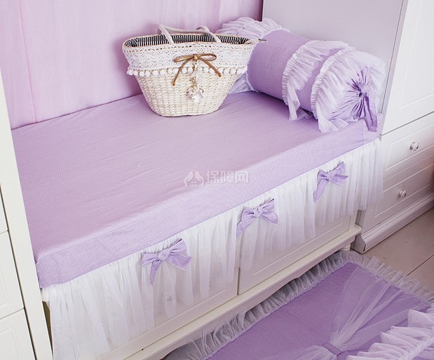 田园风格韩式家居，紫色公主梦飘窗沙发坐垫。