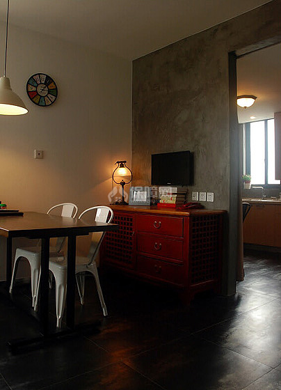 多功能区，集餐厅客厅休闲区为一体。