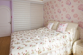 粉色宜家风格卧室设计