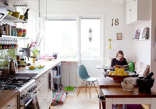 女性视觉的混搭风格厨房 厨房装修细腻表达女
