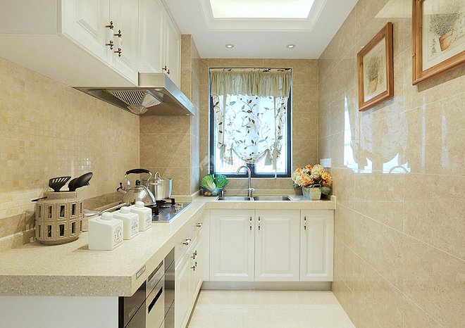 优雅简约美式三居厨房用墙瓷砖装修效果图