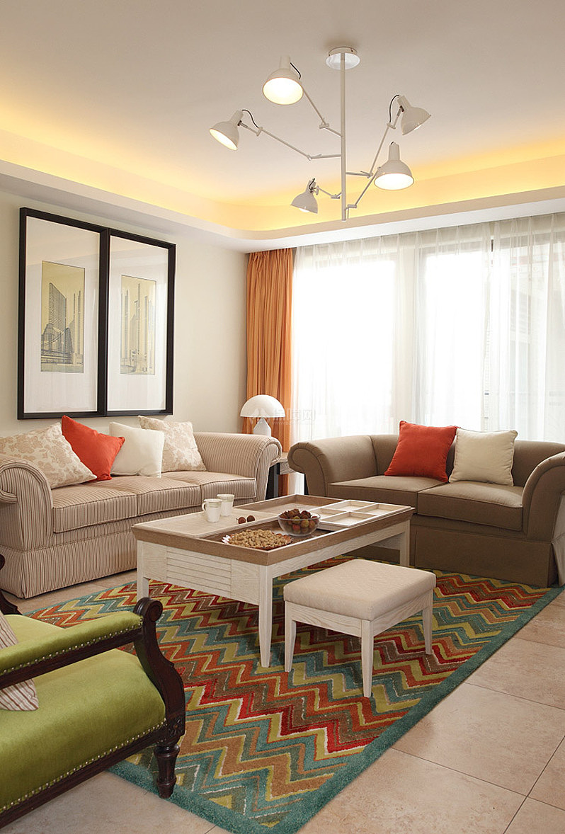 美式清新三室客厅地毯效果图