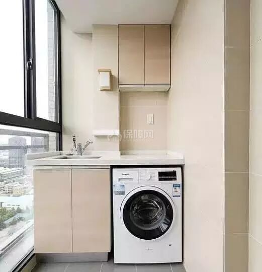 洗衣机放在阳台还是卫生间?