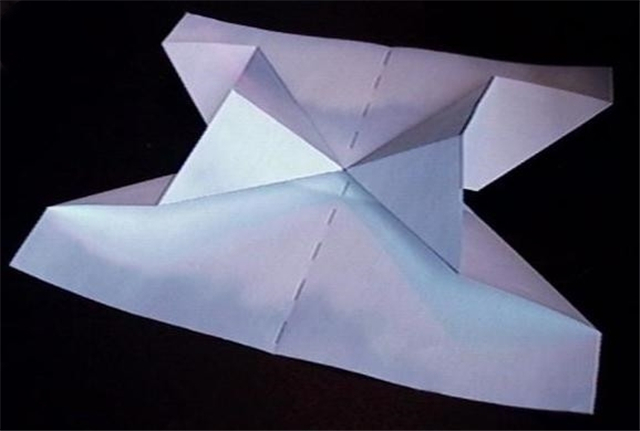 复仇者纸飞机是世界纸飞机的顶峰,是少有的飞