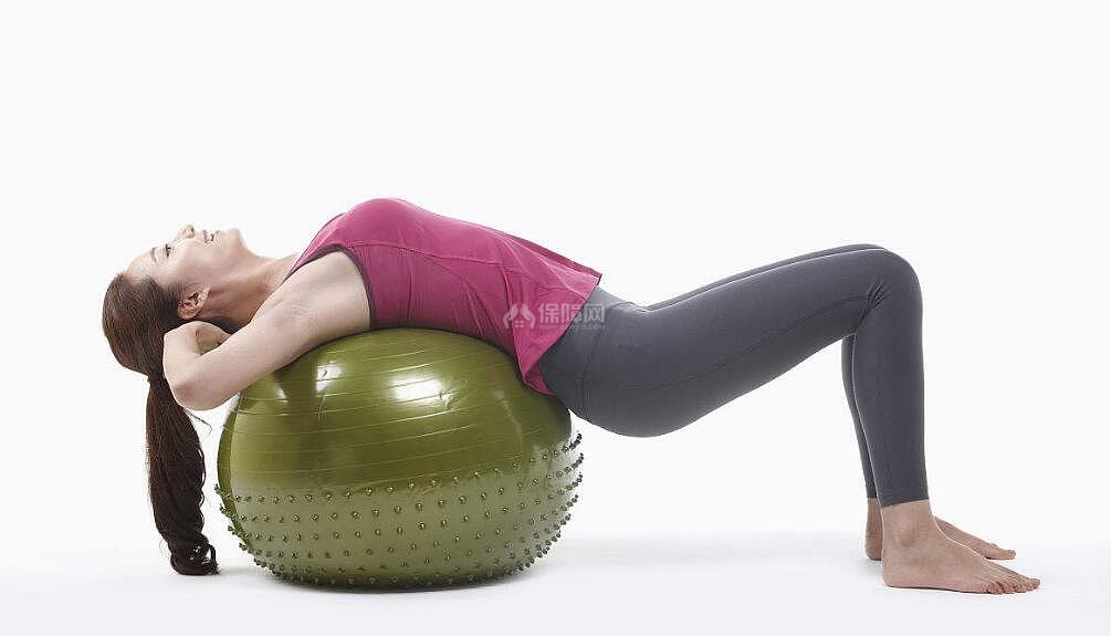 【图】瑜伽球怎么用 瑜伽球减肥效果好吗