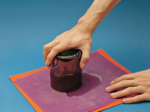 家居diy:红酒瓶子废物利用 diy手工制作漂亮的酒杯
