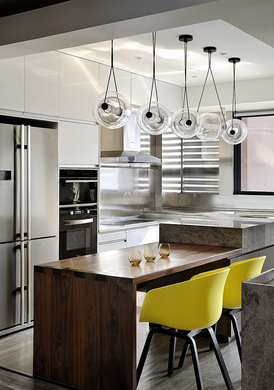 现代80平米公寓厨房吧台设计效果图