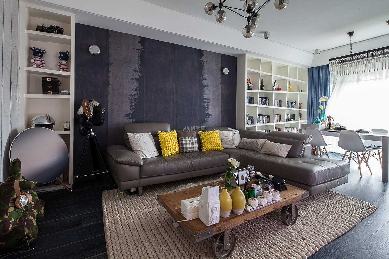 168平现代时尚两居客厅沙发墙设计效果图
