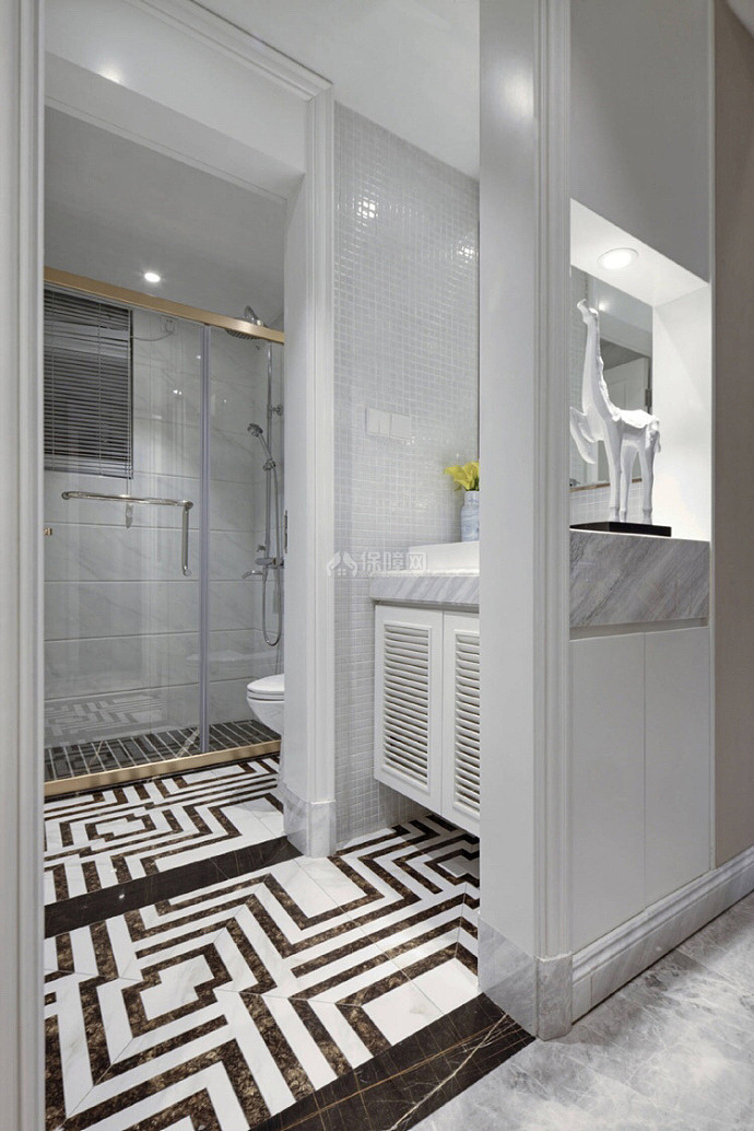 121㎡时尚现代公寓之卫浴设计效果图
