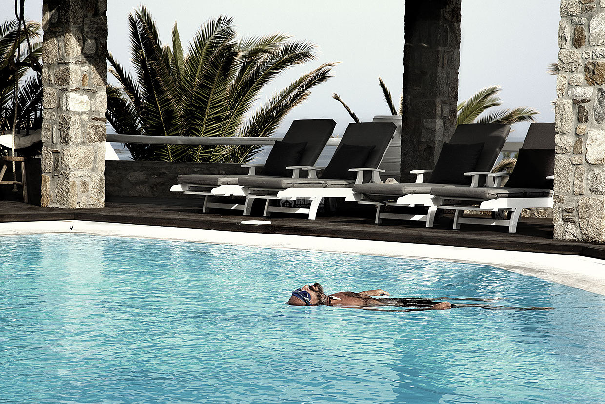 San Giorgio星级酒店之游泳池设计布置效果图