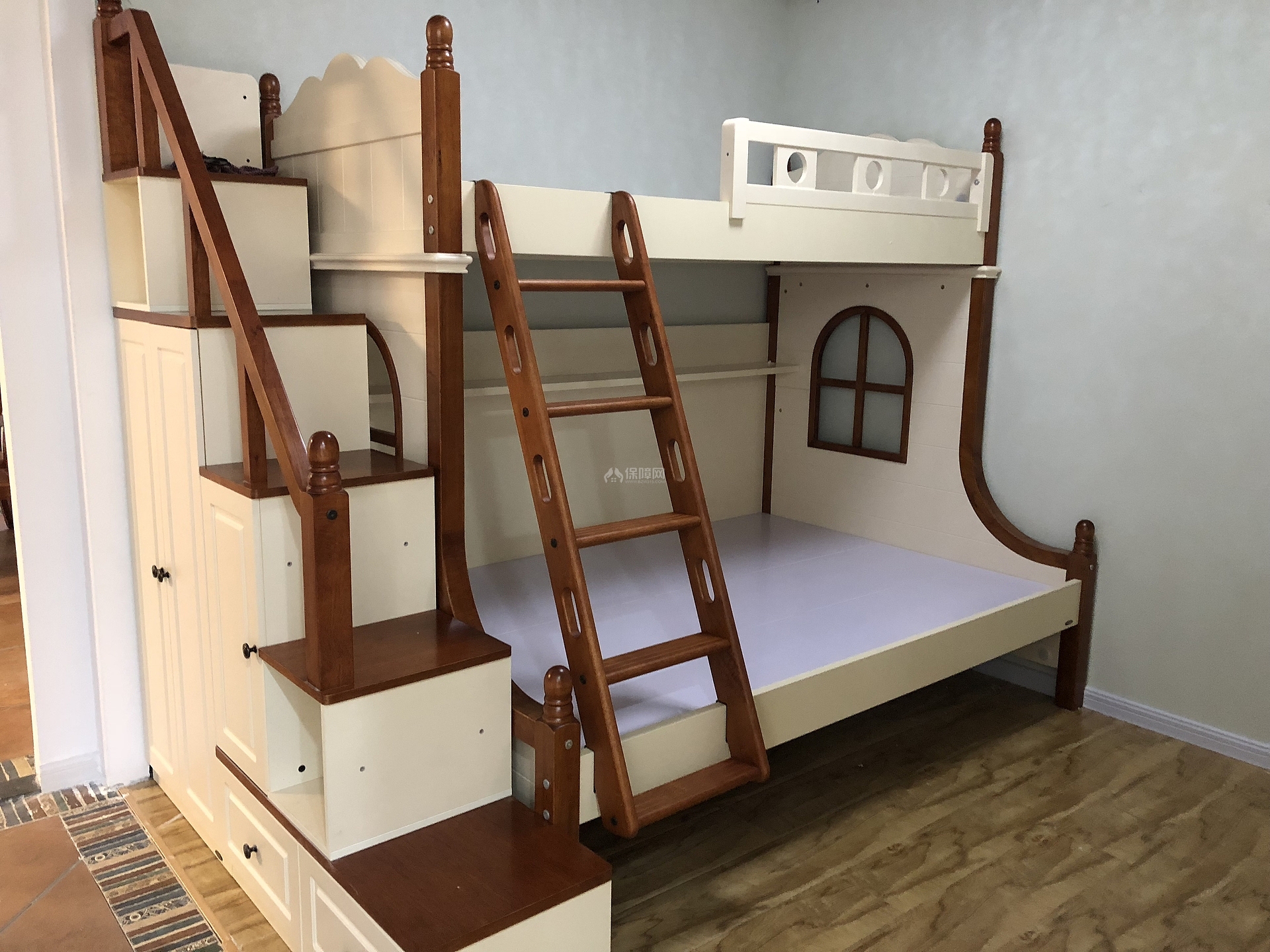 140㎡简美三居之儿童房上下床设计效果图