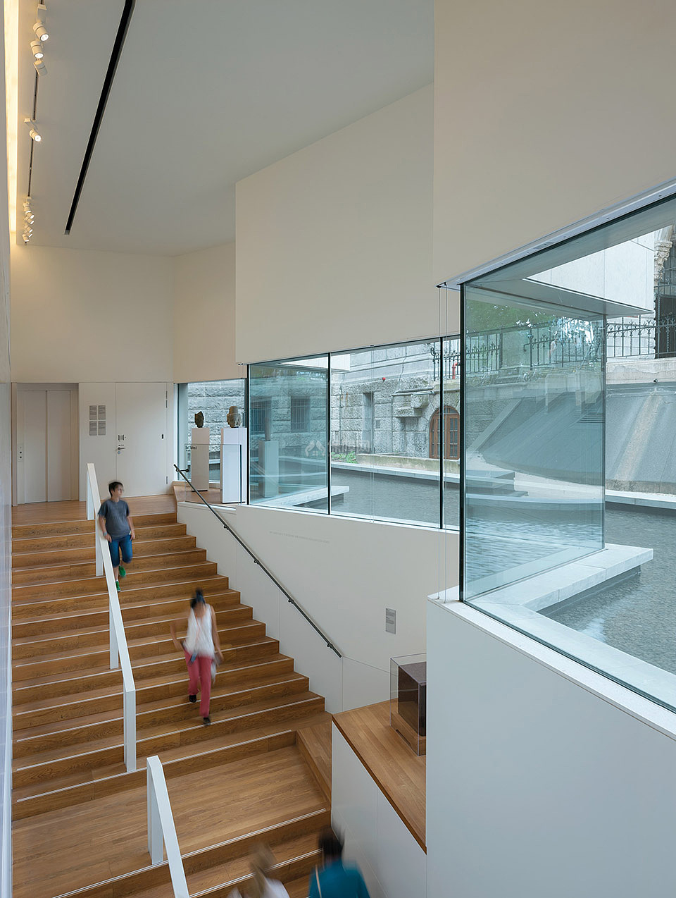 荷兰国家博物馆亚洲展馆之楼梯设计效果图