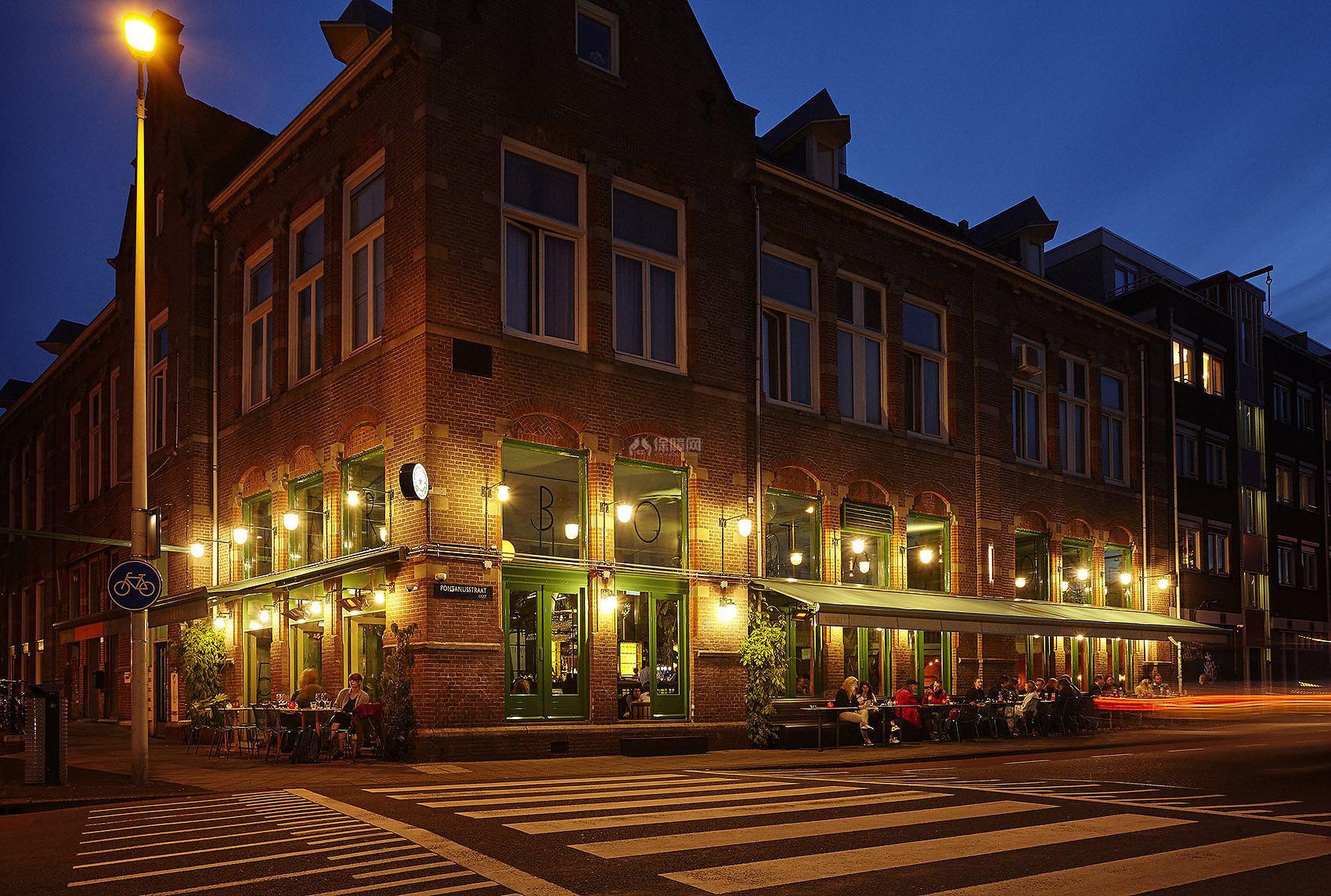 阿姆斯特丹酒吧之外观设计效果图