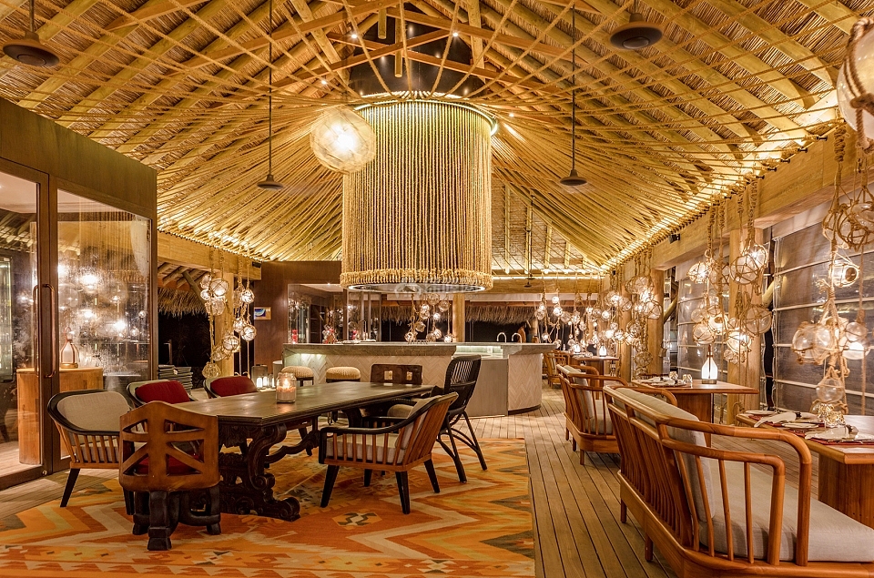 费尔蒙秘密水岛酒店之海鲜餐厅装修设计效果图