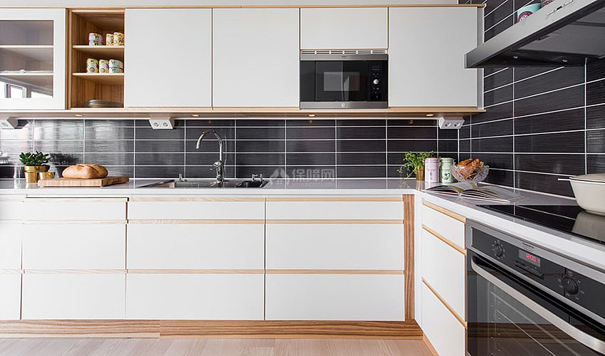 116㎡乡村风公寓之厨房橱柜设计效果图