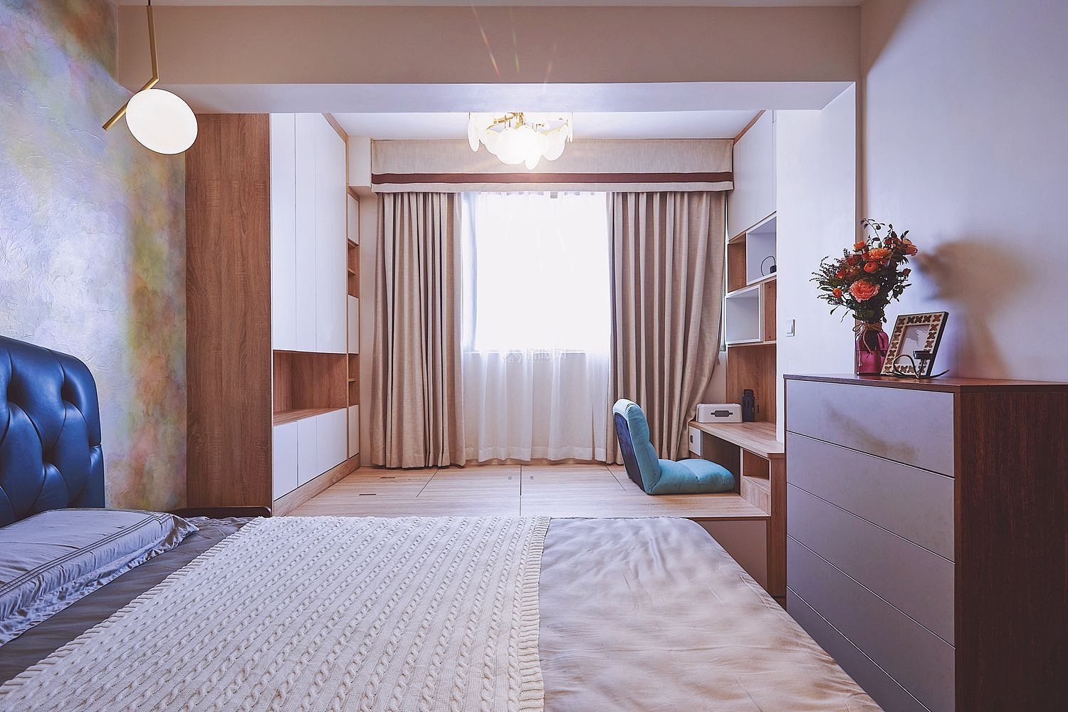 58平方现代风格公寓之卧室装修设计效果展示