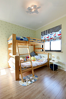 130平现代简约三室之儿童房高低床效果图