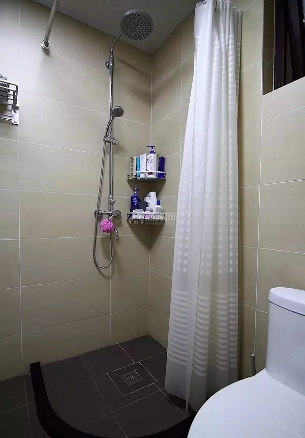75㎡混搭新中式两居之浴室干湿分离设计效果图