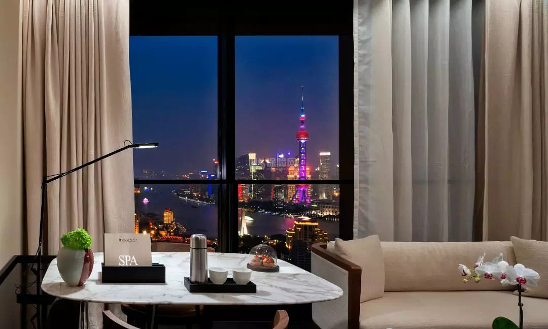 上海宝格丽酒店之房间休闲区布置效果图