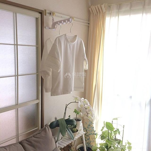 沒有陽臺怎么晾衣服 這個世紀(jì)難題的答案有很多