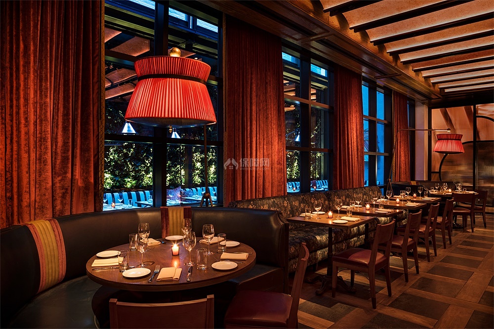 Moxy Chelsea hotel餐厅用餐处布置效果图