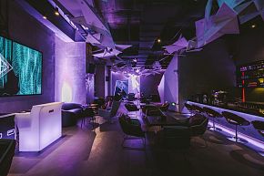 WEE CLUB时尚夜店之紫色空间座位布置效果图