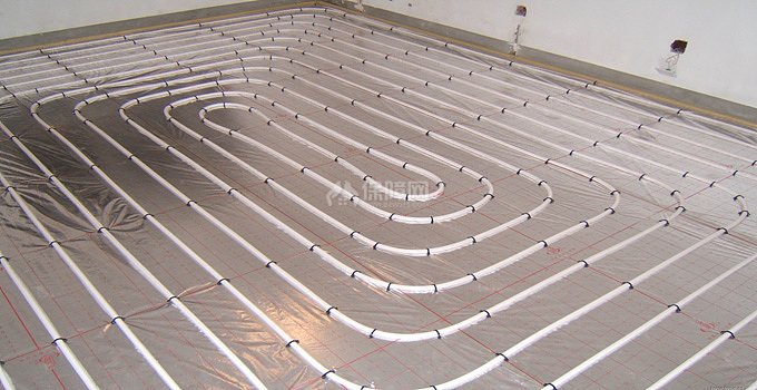 地暖采用什么样的水管 PB管的优缺点