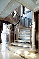 典雅欧式风格别墅楼梯设计