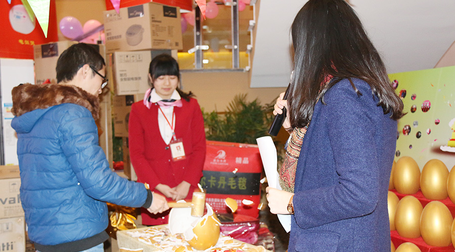 九間堂裝飾新年特惠樣板房簽訂會天