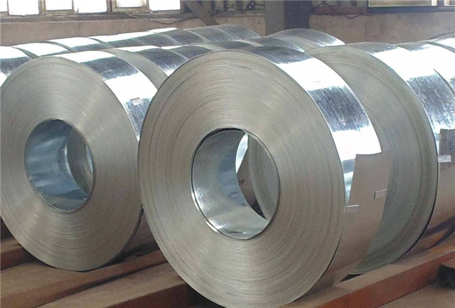 带钢是各类轧钢企业为了适应不同工业部门工业化生产各类金属或机械