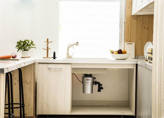 厨房插座安装全攻略,给她一个安全又好用空间