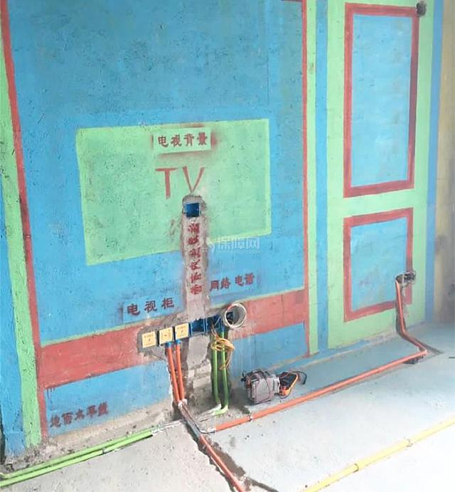 如何隐藏电视墙的电线用一张水电图帮你完美解决