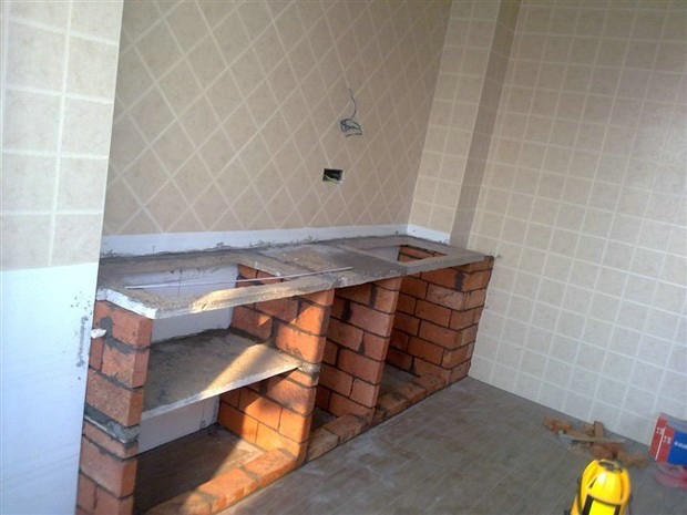 砖砌厨房灶台步骤图片
