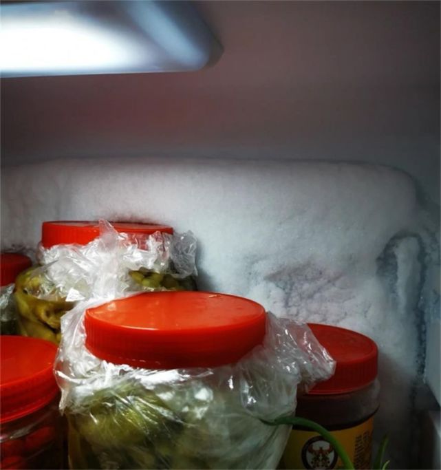 直冷冰箱
