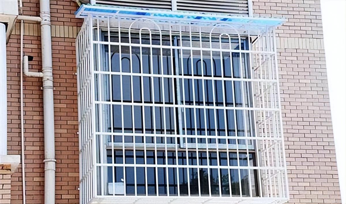 阳台防盗窗怎么安装 高层可参考的5种