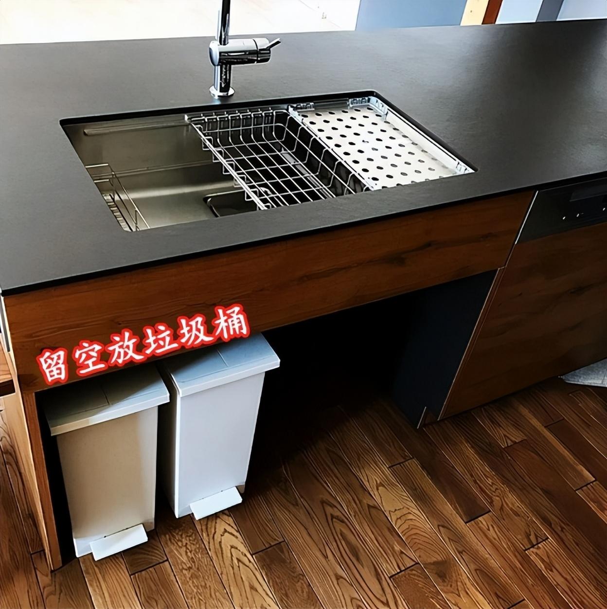 厨房的装修建议 选好位置与大小空出一些更便捷!