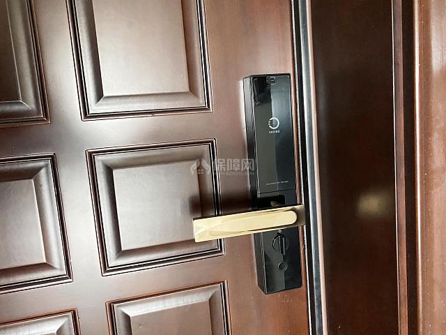 智能门锁